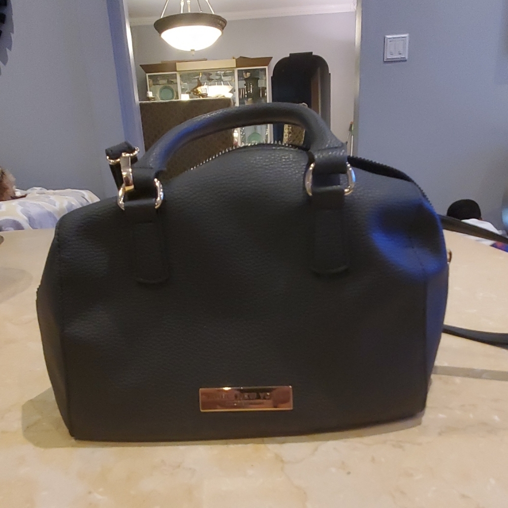 MARC NEW YORK SMALL  LEATHER BAG